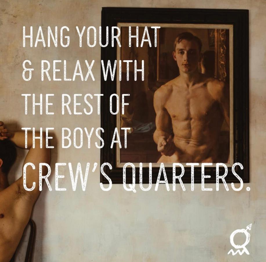 Crew'S Quarters Boarding House - Caters To Men Hotel Provincetown Bagian luar foto