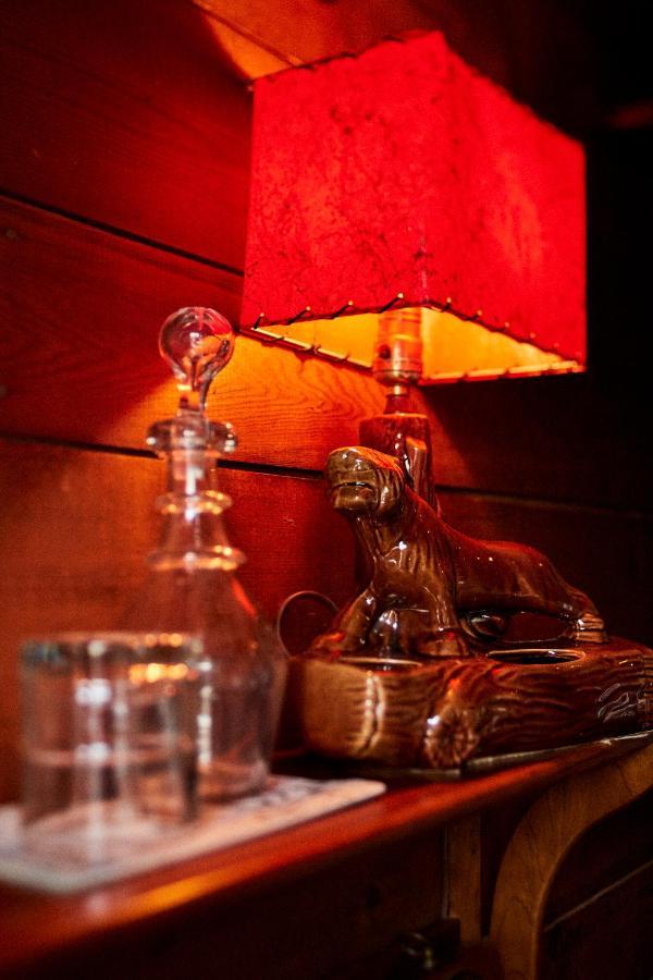 Crew'S Quarters Boarding House - Caters To Men Hotel Provincetown Bagian luar foto