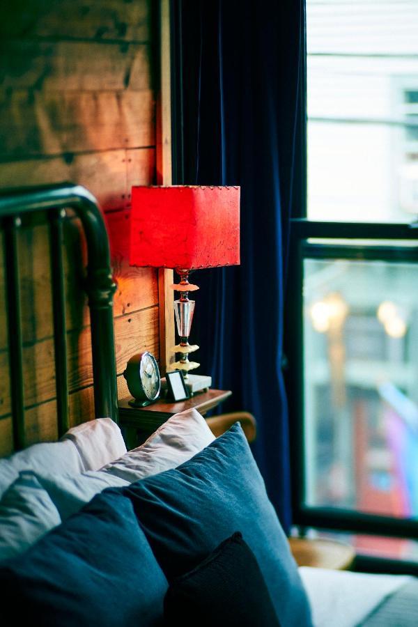 Crew'S Quarters Boarding House - Caters To Men Hotel Provincetown Bagian luar foto